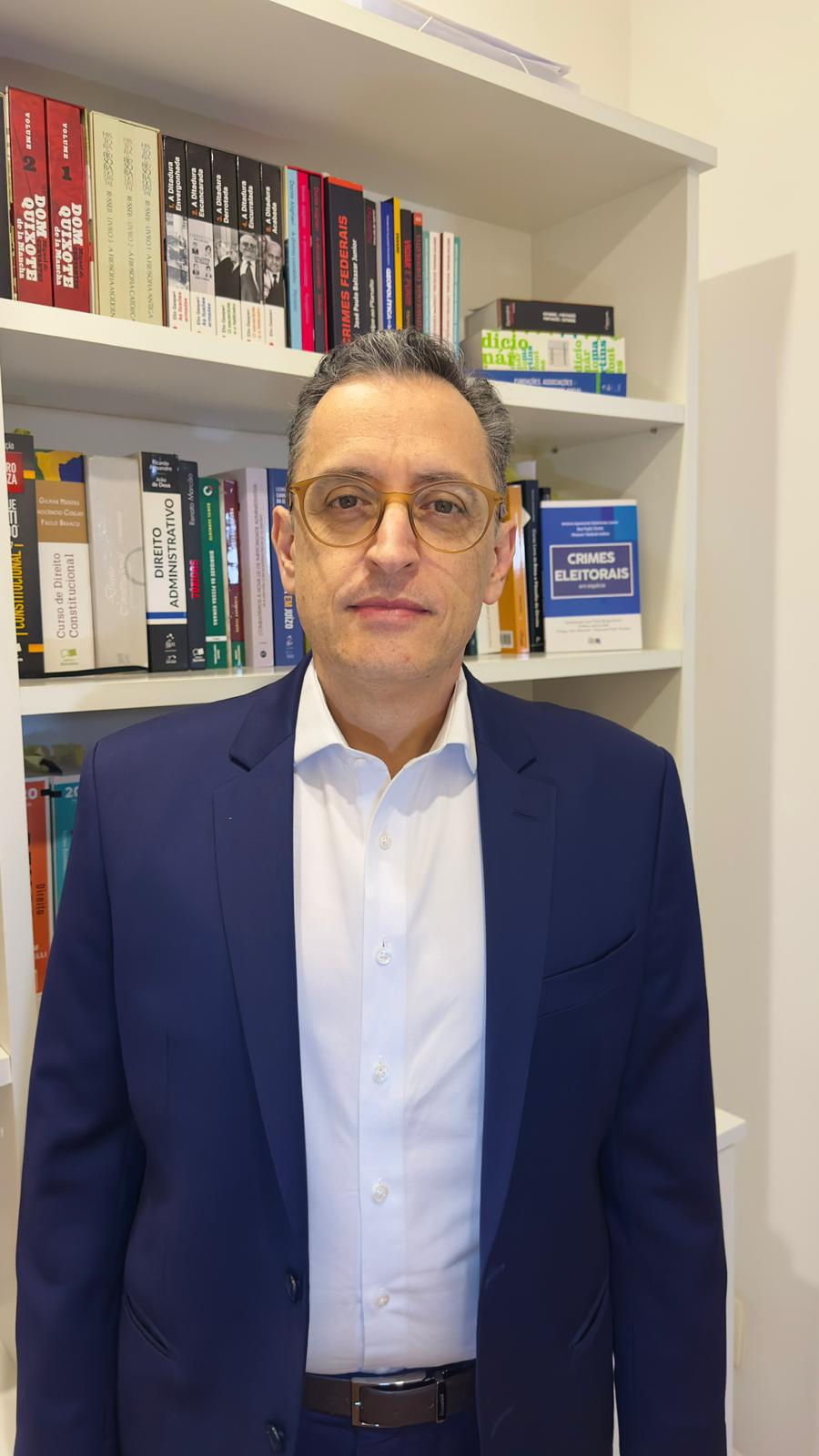 Prisão domiciliar de Bolsonaro: medida legal, mas com controvérsia processual